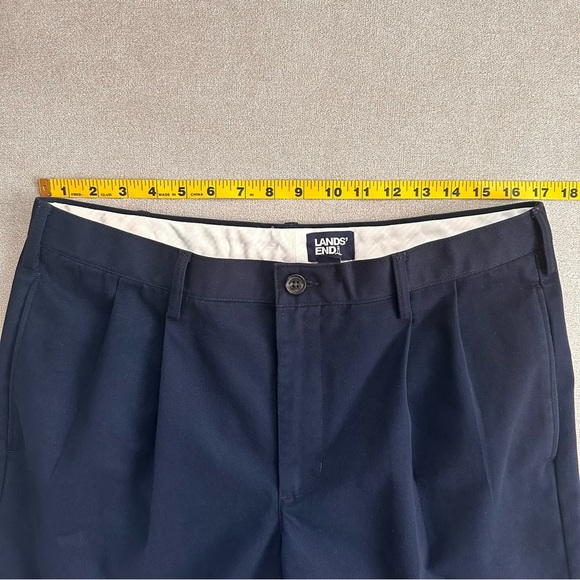 Lands' End Men's Cotton Pleated Front Chino Shorts. Navy Blue. 9 in. Inseam. - Picture 2 of 6